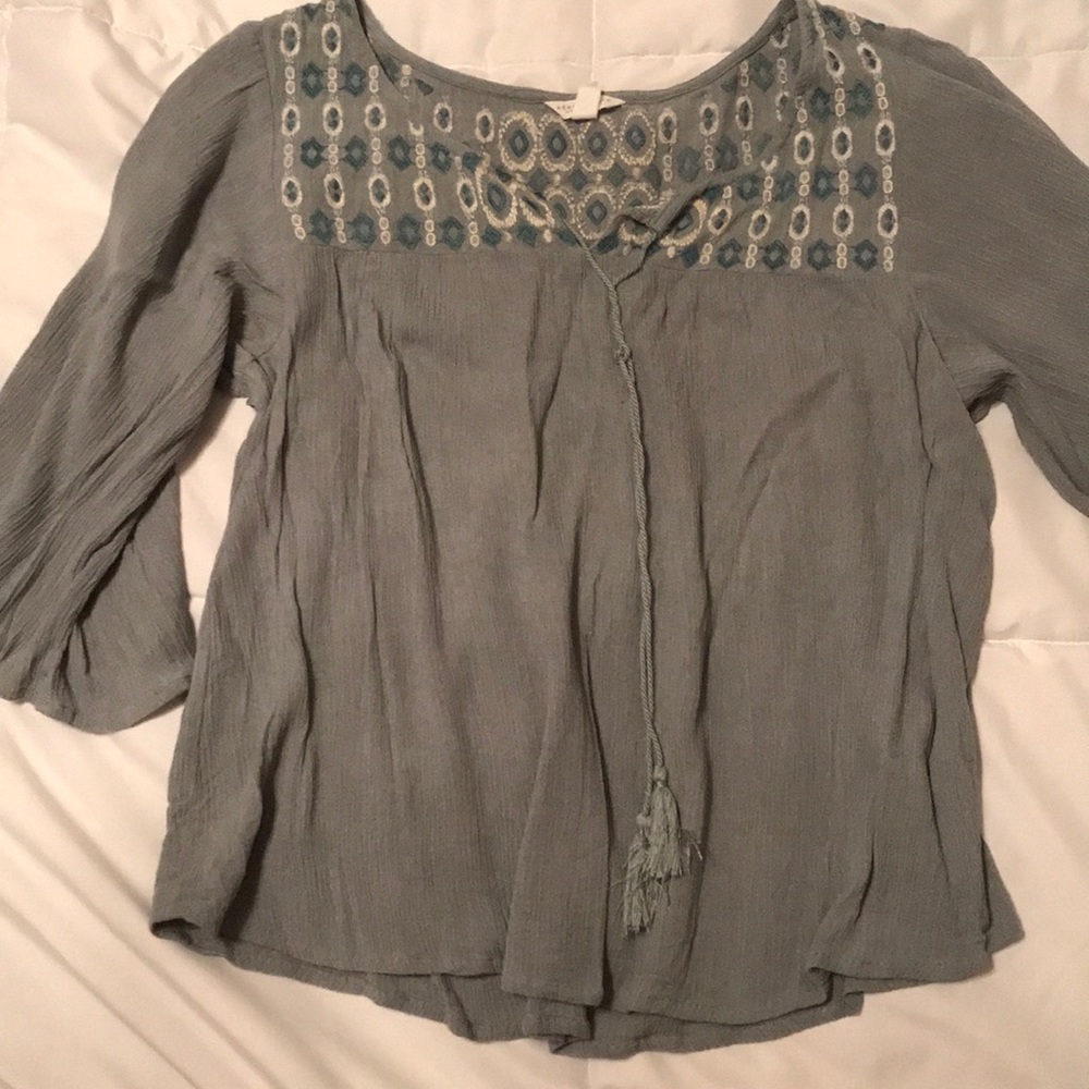 Light green top